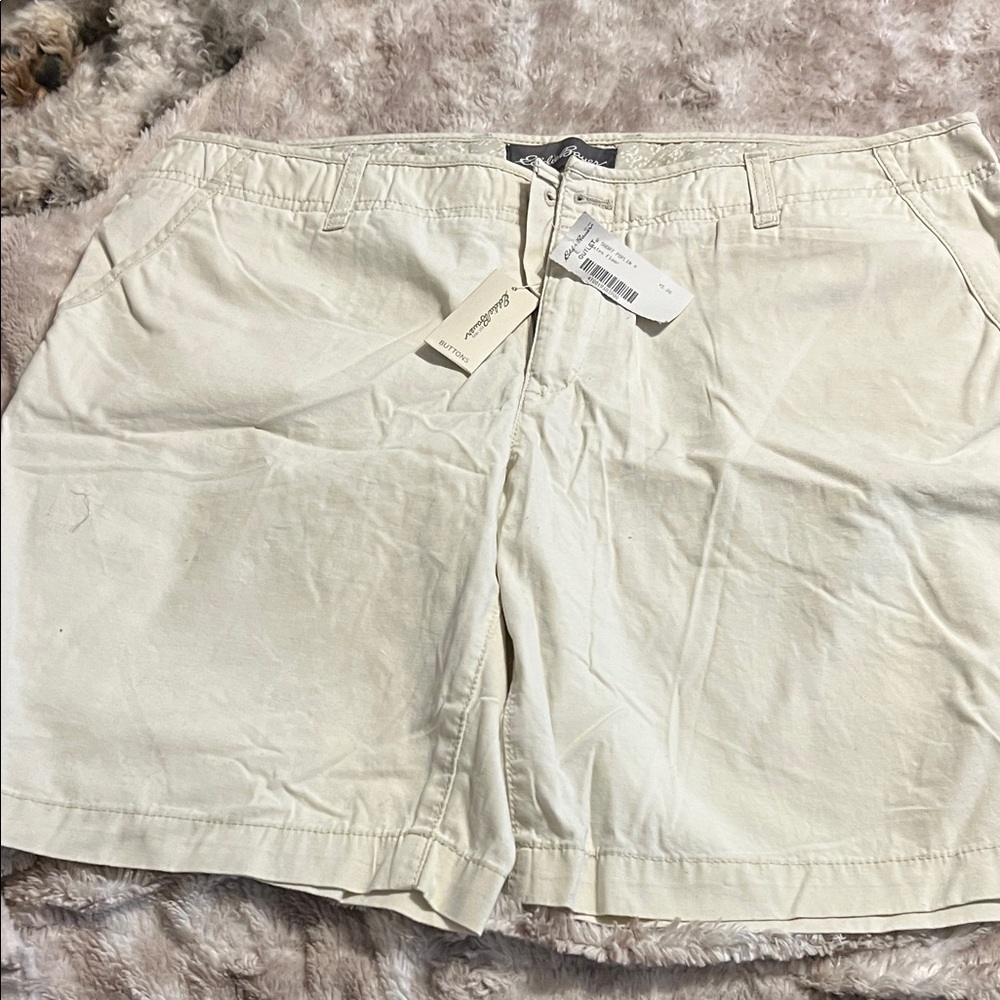 Eddie Bauer Cream Women's Shorts